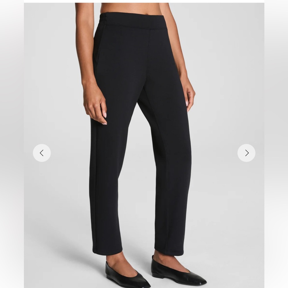 SPANX AirEssentials® Slim Straight Pant – Very Black (Tall, Size S)